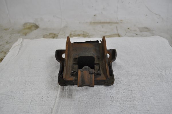 MOTOR MOUNT - Image 2